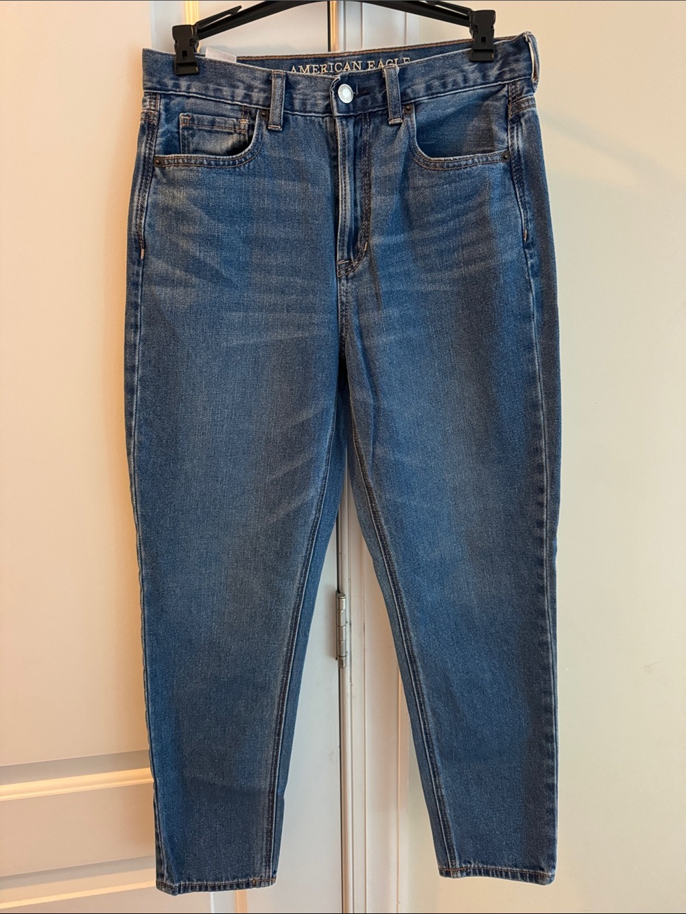 American Eagle Outfitters Women's Medium Wash Mom Jeans